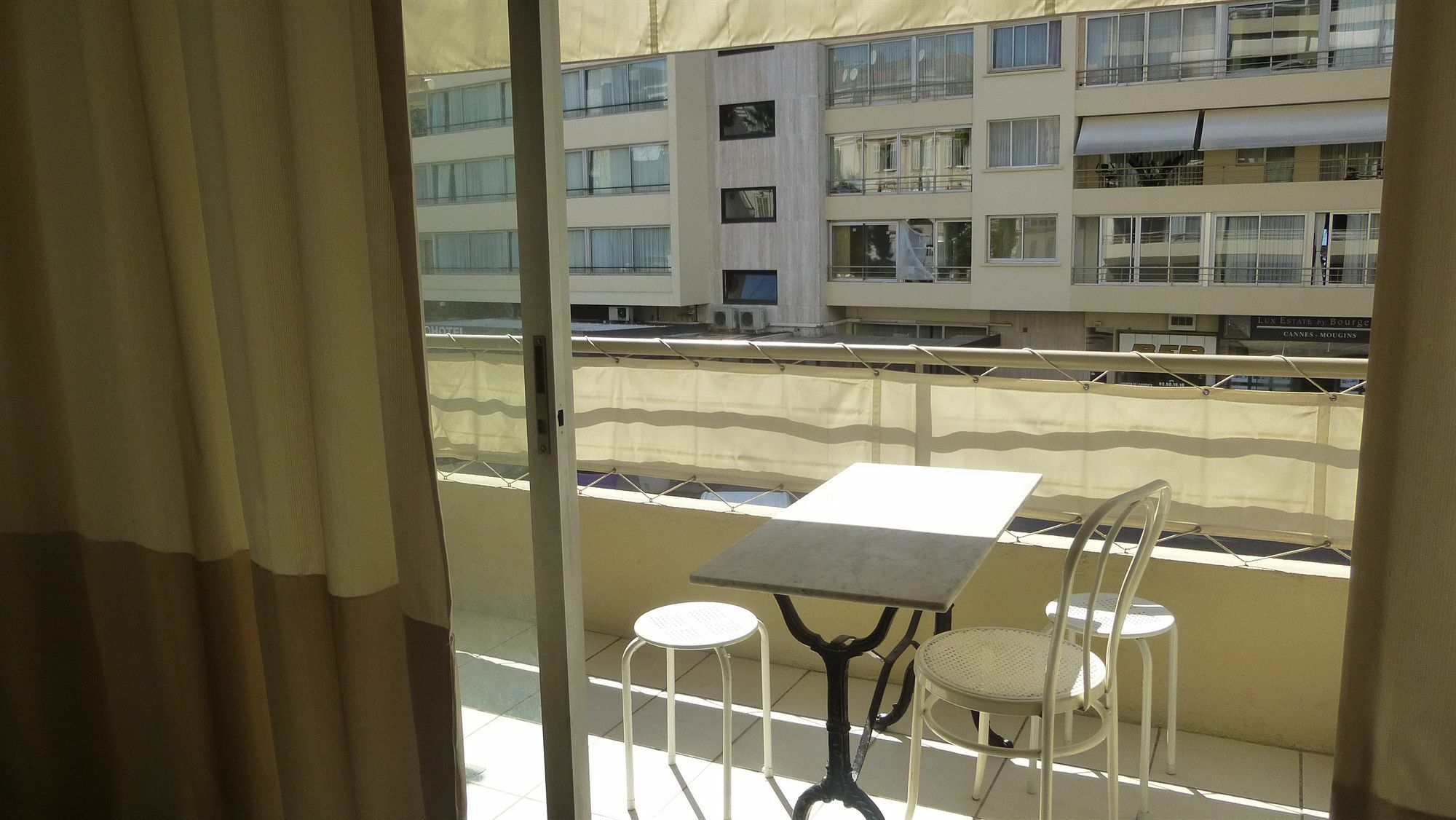 Marazur Apartments Cannes Exteriör bild
